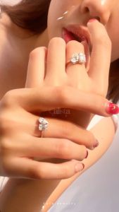 Lulu Moissanite Jewelry Calista Toi Et Moi 2 stones Pear and Emerald Ring 2CT/4CT Lapis Emas 18K Sertifikat GRA