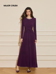 Luxury Purple Waist Accentuating Evening Gown