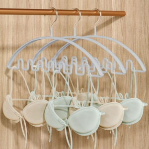 ไม้แขวนเสื้อ ไม้แขวน ไม้แขวนเสื้อผ้า ไม้แขวนรูปคลื่น clothes hanger แบบหยัก แข็งแรง ทนทาน ไม่แตกหักง่าย NAJU