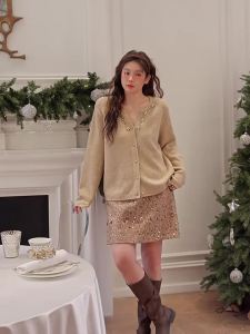 New Year Handmade Diamond Decorated Soft Velvet Knit Blouse