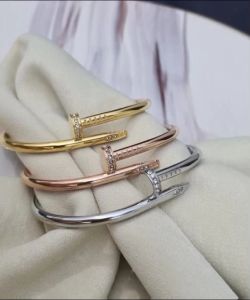 Gelang Bangle Paku Full Permata Diamond Mewah Anti Luntur Anti Karat Terbaru Trend Stainless Steel
