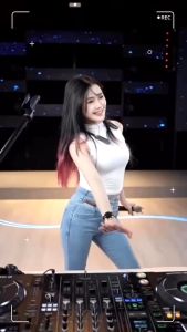 JMF/CKL-2216.2218ที่หนีบผม เครื่องหนีบผม ม้วนผม หนีบเงาเครื่องหนีบผม ที่หนีบผม หนีบตรง รุ่น (JMF/CKL2216