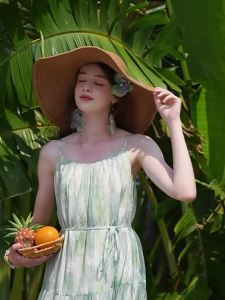 XIANGYING | Gradient Green A-Line Loose Beach Dress