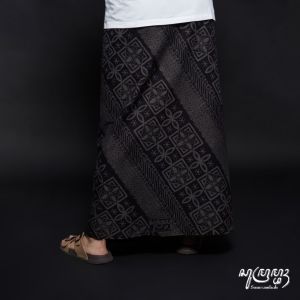 sarung batik alusan Sarong batik solonan sarung batik solo halus sarung batik exclusif Sarong batik premium sarung batik cap halus sarung batik Jogja sarung batik motif terbaru sarung batik exclusif motif terbaru sarungan sarung tulis canting cap