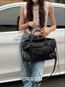 JANDRESS | Vintage Rivet Big Capacity Crossbody/Shoulder Bag