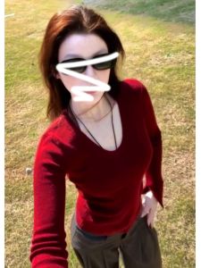 Elegant V-Neck Long Sleeve Knitted Sweater Womens New Year Red High-End Slim Fit Base Layer Sweater Commute Style Korean Version