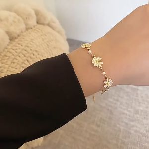 🌸พร้อมส่งจากไทย🌸 สร้อยข้อมือ โลหะผสม ลายดอกไม้ ดอกเดซี่ สไตล์เกาหลี และญี่ปุ่น เครื่องประดับ แฟชั่น สร้อยข้อมือ B11