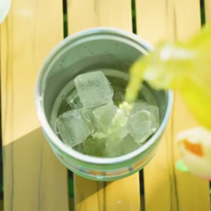 Tefal แก้วเก็บความเย็น แก้วน้ำเก็บความเย็น กระติกน้ำร้อน ขวดน้ำ water bottle แก้วสแตนเลส304/900ml รุ่นใหม่ล่าสุด พร้อมหูหิ้ว แบบใหม่มีที่จับ หูหิ้ว แก้วกาแฟ