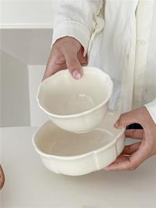 Minimalist Pure Color French Style Ceramic Bowl Ins Dessert Sugar Water Bowl High Aesthetic Value Oats Yogurt Bowl Daily Use