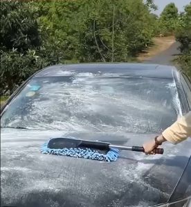 Chổi dẹt nano sợi dầu lau rửa xe ô tô chuyên dụng - cán kéo dài đa năng
