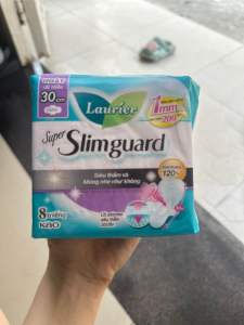 BĂNG VỆ SINH LAURIER SLIMGUAD 1mm 30cm 8M cho ngày nhiều hoặc đêm