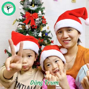 Mũ Noel vải nhung đẹp hóa trang Ông Già Noel Giáng Sinh vui vẻ