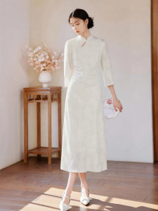 XIANGYING | New Chinese Style Womens Dress White Pearl Button Flower Embroidery