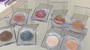 NEW 8 color Mashed Potato Cowherd Broken Diamond Highlight Gloss Fine Flash Eyeshadow