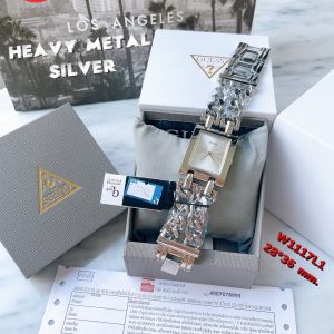 นาฬิกาผู้หญิงHEAVY METAL Silver ตัวเรือนสายโซ่สเตนเลสเงิน หน้าปัด 28*36 มิล