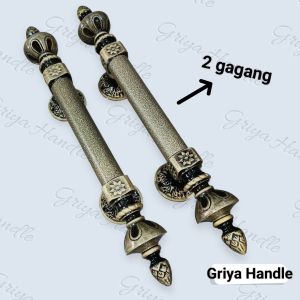 Handle pintu rumah/Handle pintu rumah antik/1 Satu set handle dua handle/Handle rumah pintu 2dua /Tarikan pintu rumah mewah/Handle pintu kamar antik/Gagang pintu dua/Gagang pintu rumah 1satu set/Handle Tarikan rumah pintu 2dua/Handle Brass pintu rumah