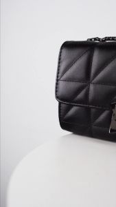 HONYAN Tas Selempang Wanita Quilted - Selina Sling Bag