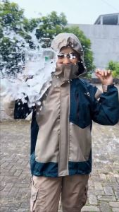 AVTECH - Jaket Windbreaker Water Repellent Gorpcore Outdoor Hiking Gunung Camping Motor Harian Hujan - PINNATA