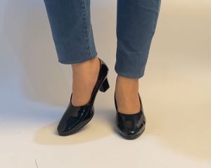 Sepatu Kerja Hitam Glossy Wanita Big Size 35~43 Hak 7cm/Sepatu Formal Perempuan Uk Besar/Sepatu Guru Big Size