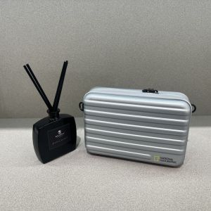 Street อินเทรนด์เรขาคณิต Macaron กระเป๋าสะพายข้างสําหรับชาย Casual ปิดซิป Hard SHELL ไหล่เดี่ยวกระเป๋าสตางค์ Mini Square กระเป๋า