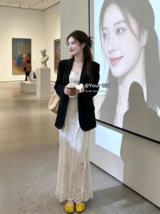 XUECAIQI | Korean Style High-End Lace Hollow Suit