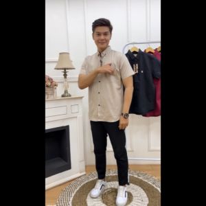 Kemeja Lengan Pendek Pria: Kemeja Polos Lengan Pendek Sigaret
