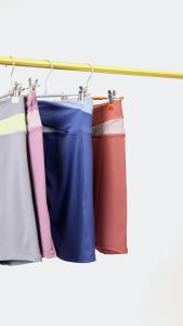 จัดส่งจากจีน [2025] จูยิตัง กางเกงโยคะบล็อกสี ผู้หญิง เอวสูง ยกสะโพก กางเกงห้าจุด กางเกงพีชไร้รอยต่อ กางเกงกีฬาฤดูร้อน กางเกงขาสั้นป้องกันการเปิดเผย 3.8