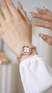 REBIRTH Jam Tangan Mode Elegan Kasual Berlian Semanggi Berdaun Empat Wanita Jam Tangan Cewek COD