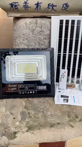 Đèn năng lượng mặt trời siêu sáng công suất 1500w chiếu sáng 8-12 tiếng chống nước bảo hành 12 tháng
