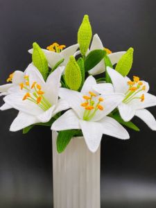 Finished Knitted Wool Flower Desktop Bouquet Gift Artificial Lilies Material Kit Fake Flowers for Home Decoration