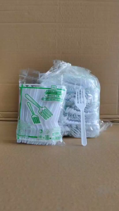 ส้อมพลาสติก ส้อมส้มตำ ส้อมเล็ก ส้อมสีขาว ยี่ห้อSB ยกมัด 10 แพค จำนวน 500 คัน