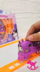Mainan Kereta Api dengan 3 gerbong kuromi  Mainan Anak Kereta Api kuromi MAINAN track rel KERETA api