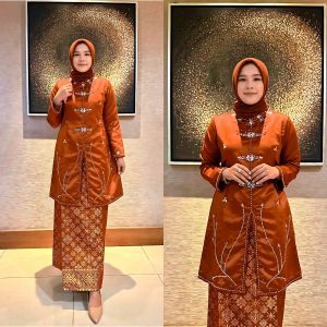 Kebaya Kurung Aplikasi Payet Model Tunik Kebaya Kurung Bawahan Rok Songket
