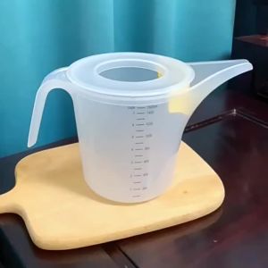 Cốc Đong Nhựa Trong Suốt Dung Tích Lớn 1500ml Có Nắp Kèm Thước Đo Dụng Cụ Đong Trong Nhà Bếp Gia Đình