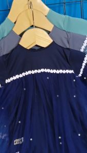 Gamis Anak Aisy Set Hijab Renda Polos usia 5-12 thn