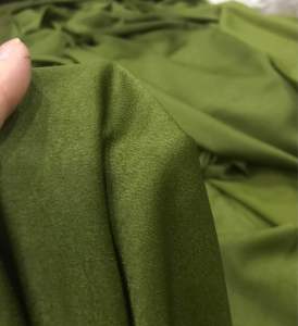 Vải Lụa Tằm Ướt (loại 1)màu xanh rêu dày vừa mềm rũ co giãn nhẹ (khổ 1m5)may đầm váy áo kiểu áo dài thời trang