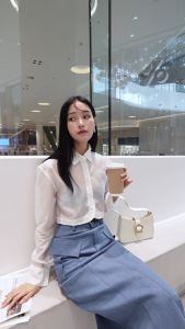 Kylie Transparent Shirt - เสื้อเชิ้ตแขนยาวโปร่งแสง ผ้าเทนเซล พร้อมผ้าเกรด เส้นใยธรรมชาติดื่ม ราคาเฉพาะ สำหรับชิ้นเสื้อ