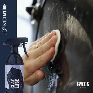GYEON Q2M ClayLube REDEFINED 500ml - Extremely Slick Automotive Car Care Neutral Clay Claying Lube Lubricant (Claying Maintenance)