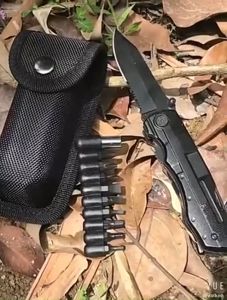 Stainless steel multi-tool pliers Portable folding pliers Outdoor camping survival tool Multi-function pliers Heavy tools wild emergency pliers Retractable combination tool pliers sleeve