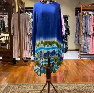 Tunik Viscos by Dian Pelangi LIMITED EDITION Baju Blouse Atasan Kemeja Blus Outfit OOTD Casual Formal Kerja Kantor Pesta Pernikahan Kondangan Lebaran Wanita Hijaber Cantik Anggun Modis Modern Simple Elegan Mewah Model Korea Terbaru Motif Jumputan