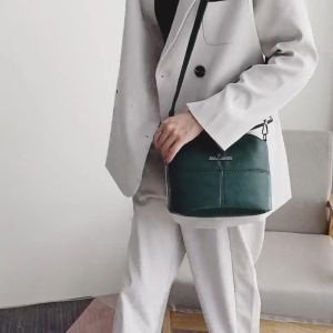 กระเป๋าสะพายไหล่สตี กระเป๋าหนังPU กระเป๋าเเฟชั่น กระเป๋าสะพายข้าง สีเรียบหรูหรา