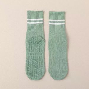 ถุงเท้าปุ่มกันลื่นCotton ระบายอากาศได้ถึงเหมาะสำหรับโยคะ/พีลาทิสCotton non-slip breathable socks suitable for yoga/pilates