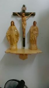 Bộ 3 tượng công giáo Đức Mẹ Ban Ơn Thánh Giuse cao 50cm Thánh giá Chúa 70cm vân gỗ 3D kiểu mới - tượng nhựa composite