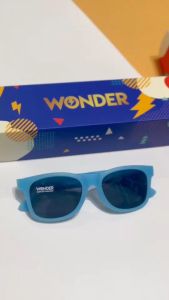 Switch Color Kids Sunglasses Wonderkid - แบรนด์ Wonderkid แว่นกันแดดเด็ก เปลี่ยนสี Random แถมกล่อง (SUN98)