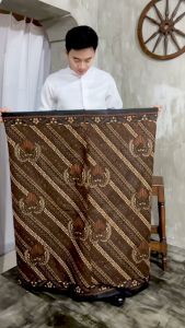 Sarung Gus Iqdam Goyor Batik Pria Dewasa Motif Gurda 5 Premium Terbaru