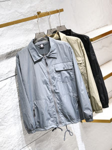 Mens Fashionable Casual Coach Jacket Windproof Waterproof Flip Collar Lightweight Autumn Outerwear Polyester Lining Zipper Closure