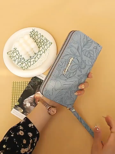 Ví Cầm Tay Nữ Dập Hoa Vintage Wallet 2 Khoá Nhiều Ngăn LILA V2L123