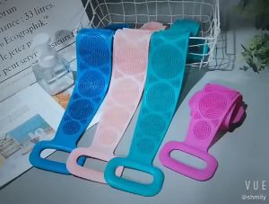 ARAFURA - BWOHOPS Alat Bantu Mandi Sikat Gosok Punggung Silicone Scrub Back Bath Brush - BW60 - Blue