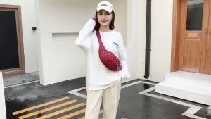 Túi đeo bụng đeo chéo chống nước chống xước trần ô quả trám size 23cm