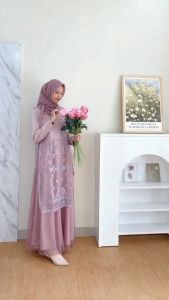 Brokat Wanita Kondangan Panjang Long Vest Cardingan Rompi Outer Brukat Tile Premium terbaru